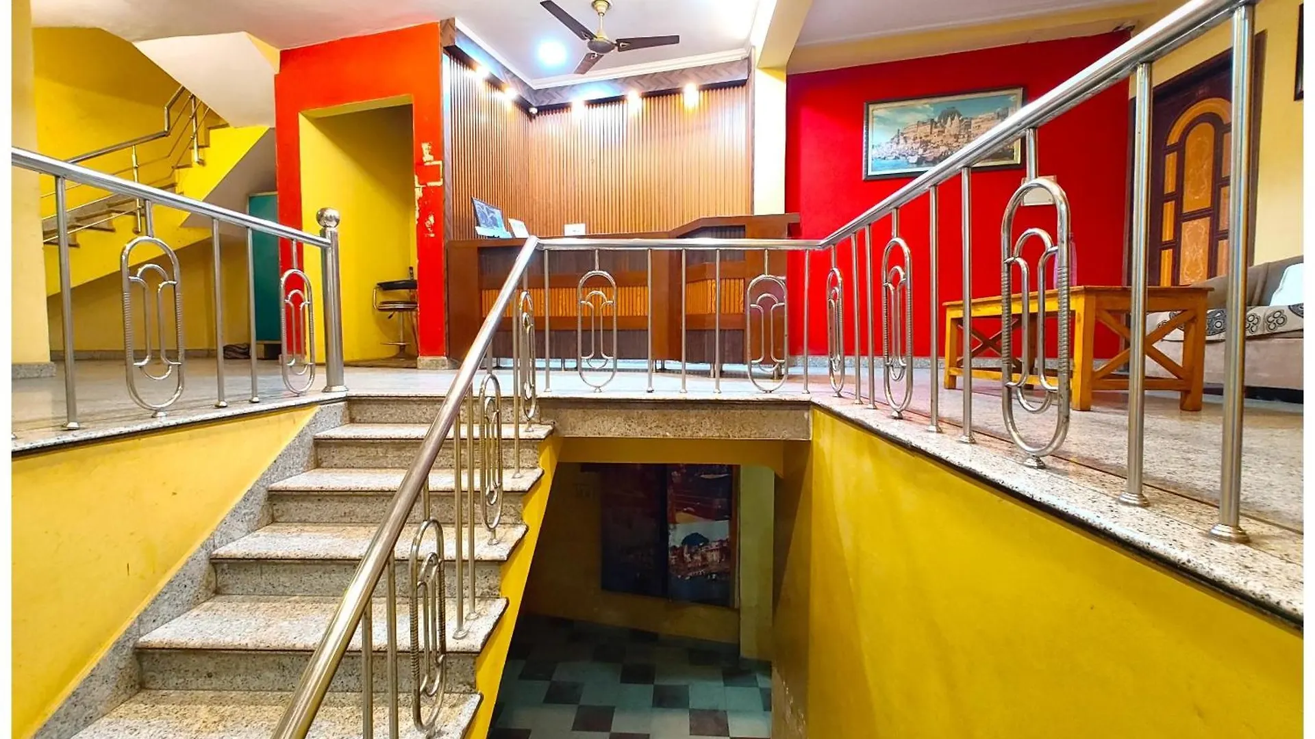Varanasi Hotel Kashi Inn Near Railway Station - With #Prime Location #Wi-Fi #Hygience & Spacious Room - Near Kashi Vishwanath Temple And Ganga Ghat - A Best Hotel In Heart Of City